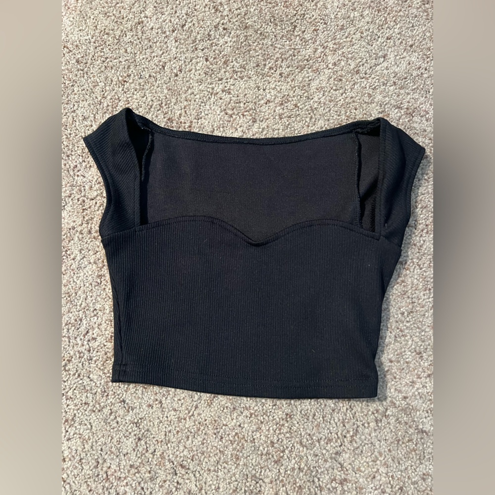 Black XS SHEIN ribbed cropped top